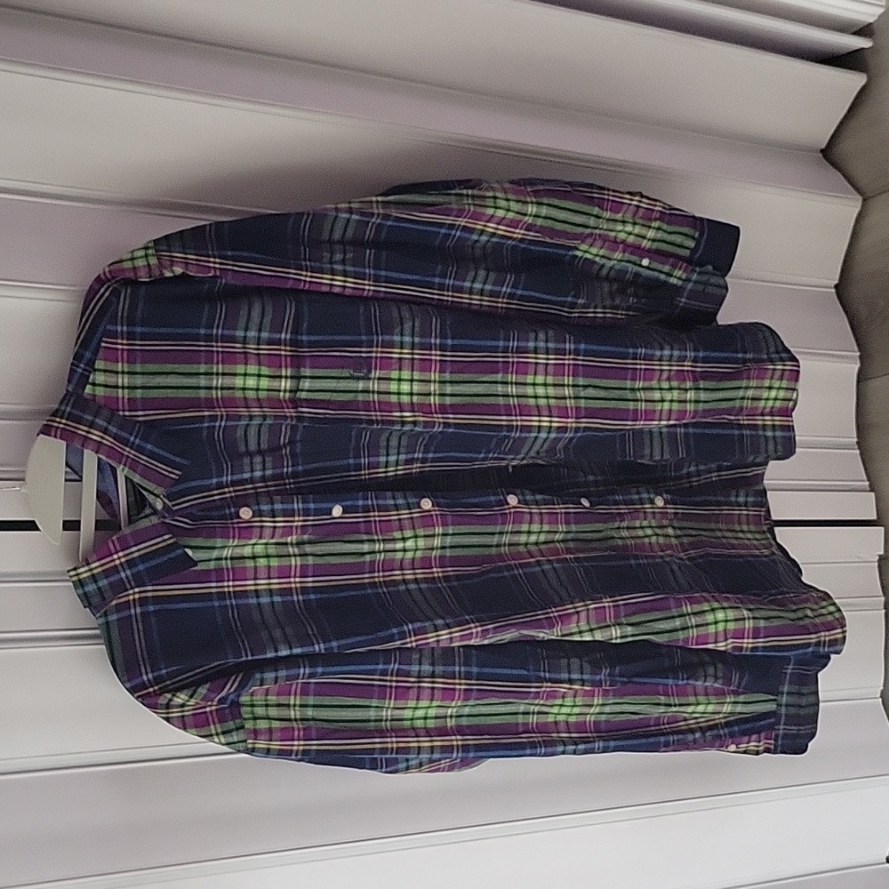 Long sleeve  Button Down